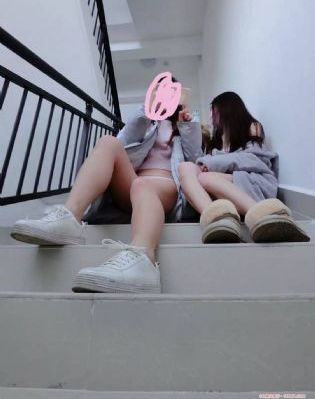 俩个妈妈_4K在线手机播放