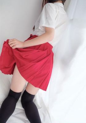 朝鲜大乳女奶水奶水吃奶_1080P高清免费观看